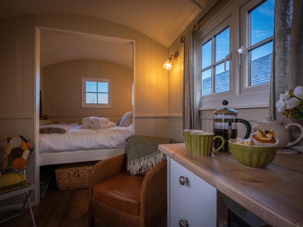 The Pleasant Hut At Mountpleasant Farm Villa Ulverston Bagian luar foto