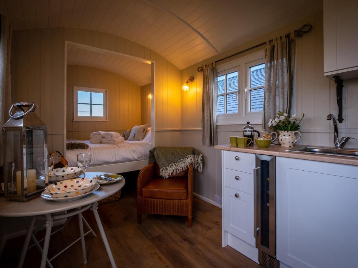 The Pleasant Hut At Mountpleasant Farm Villa Ulverston Bagian luar foto