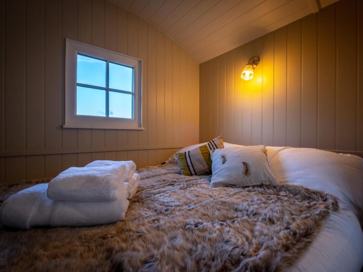 The Pleasant Hut At Mountpleasant Farm Villa Ulverston Bagian luar foto